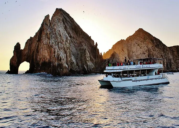 Pensión 2 Bedroom Executive Suite. In The Heart Of Cabo!